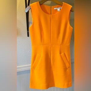 Diane Von Furstenberg size 4 papaya color mini dress